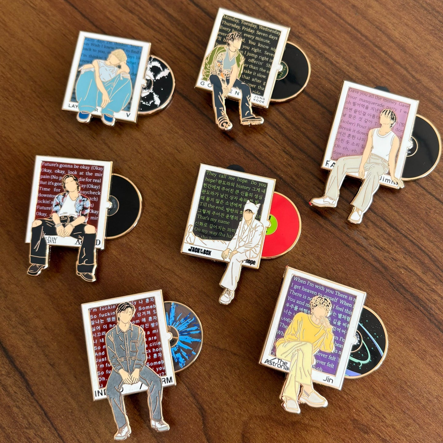 SOLO Album pins image 0