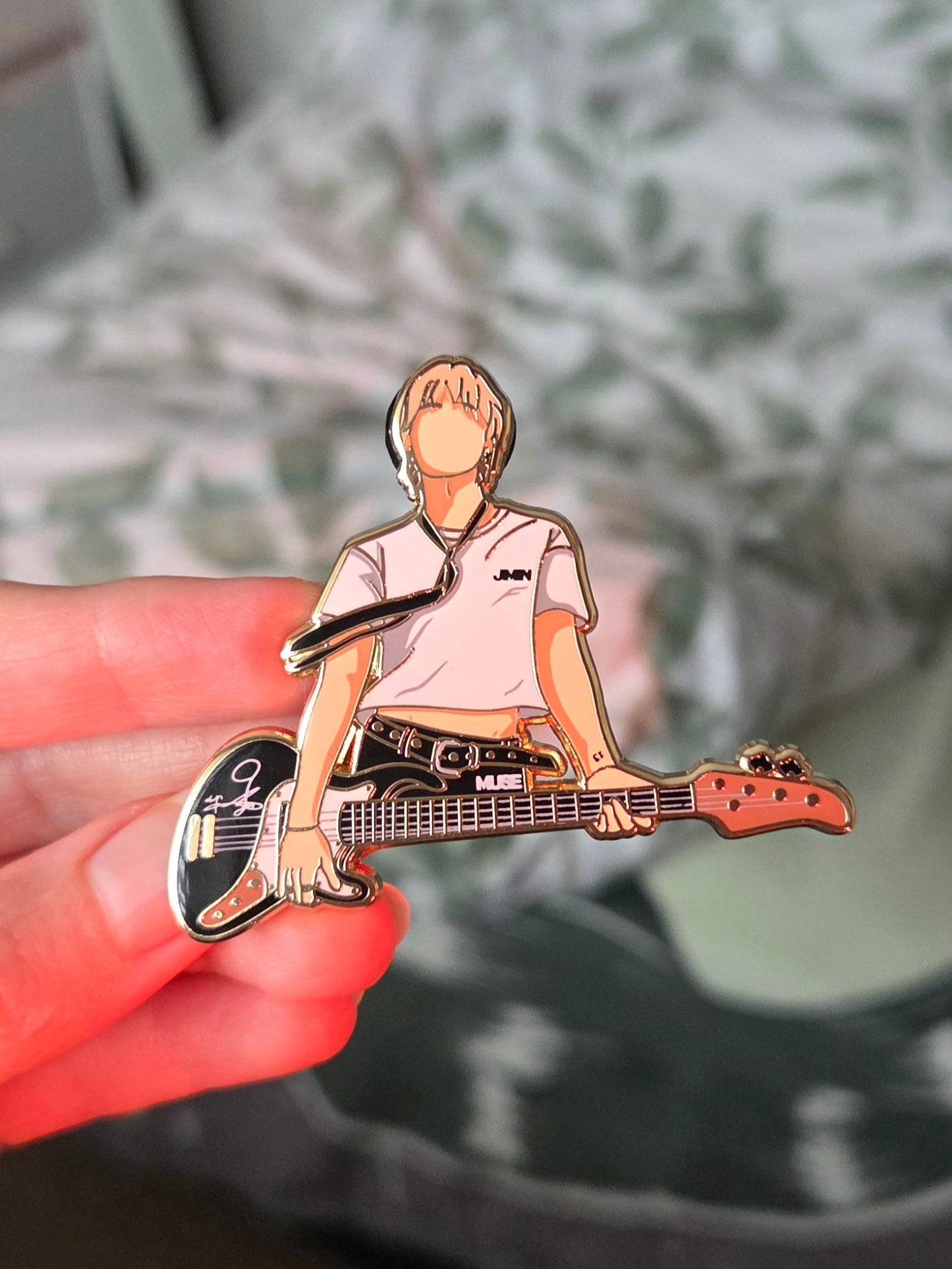 Jimin Muse pin