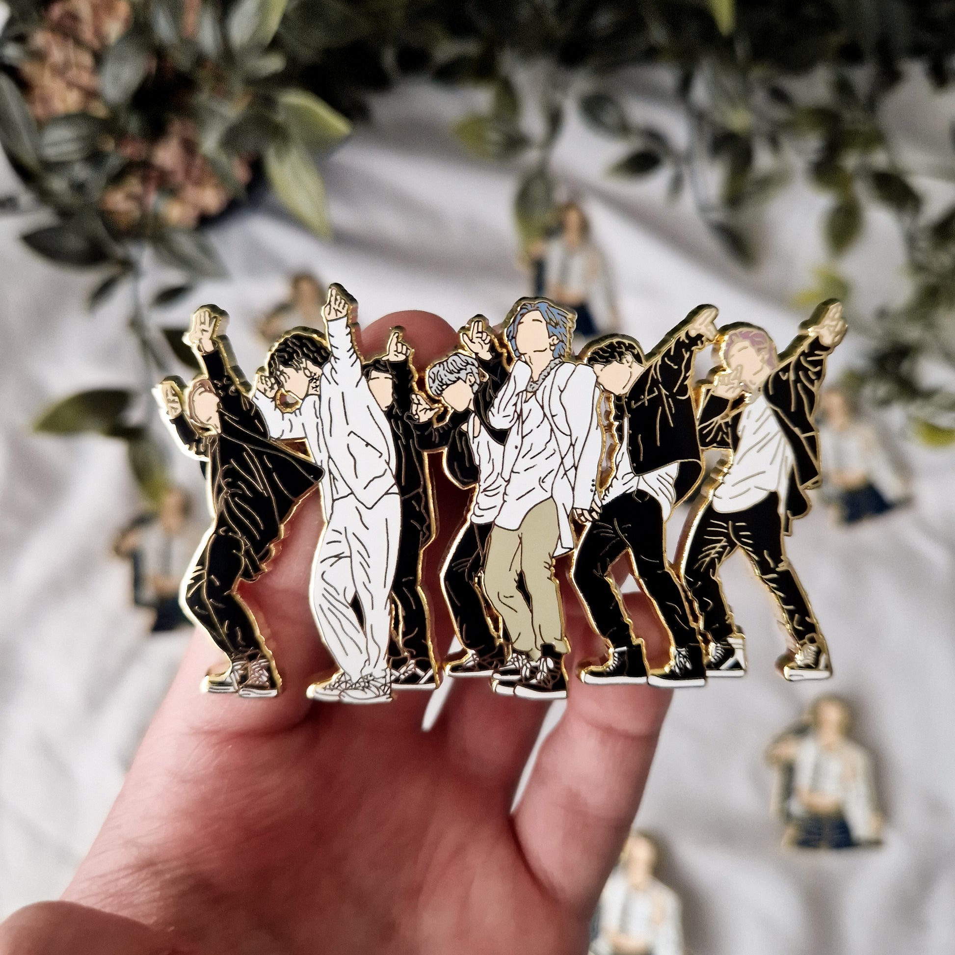 BTS ON pin image 0